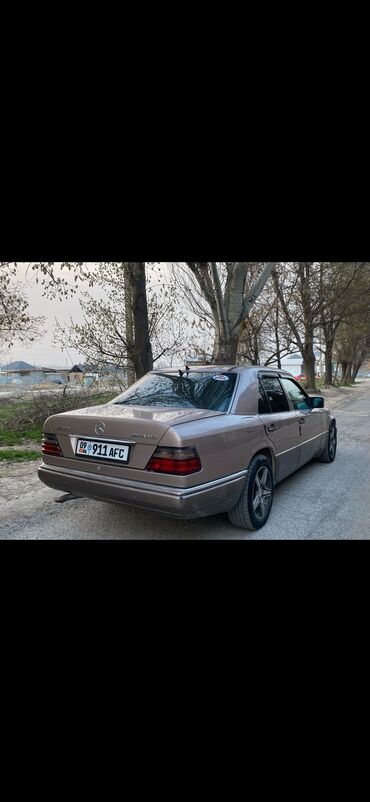 машина мерс с: Mercedes-Benz E-Class: 1994 г., 2.2 л, Автомат, Бензин, Седан