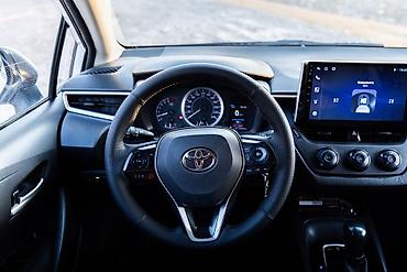Toyota: Toyota Corolla: 2019 г., 1.2 л, Вариатор, Бензин, Седан — 4
