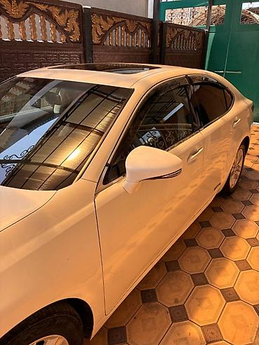 воз: Lexus ES: 2014 г., Автомат, Гибрид — 5