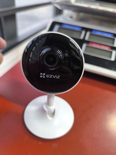 IP-камеры видеонаблюдения За пару 1) EZVIZ (внутренняя) - Компактная