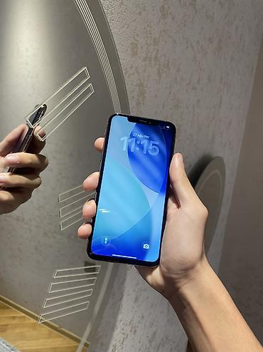 palm phone: IPhone 11 Pro Max, 256 GB, Qızılı, Face ID — 2
