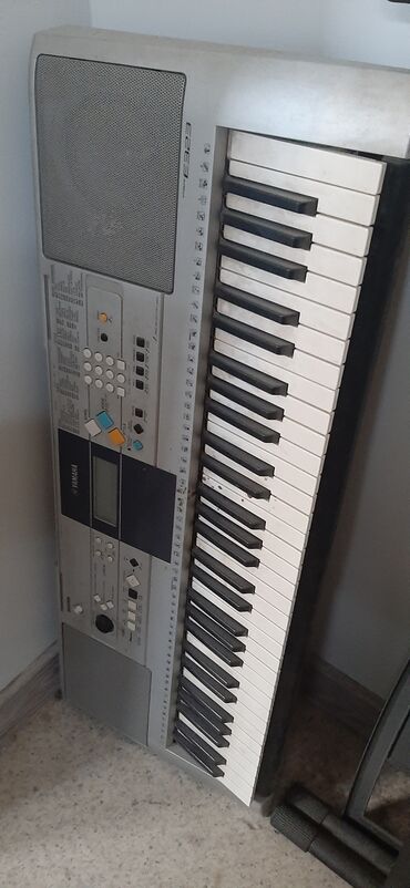 синтезатор детский обучающий: Синтезатор YAMAHA PSR-E323 (портативная клавишная станция)в отличном