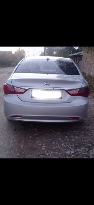 газ 20 победа: Hyundai Sonata: 2011 г., 2 л, Типтроник, Газ, Седан