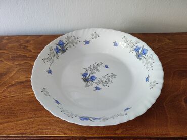 Digər qab-qacaq və mətbəx ləvazimatları: Bütün bu mətbəx əşyaları birlikdə 47 manatadır Hamısı təmiz, az — 22