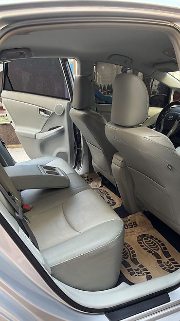 Toyota: Toyota Prius: 2015 г., 1.8 л, Вариатор, Бензин, Лифтбек — 11