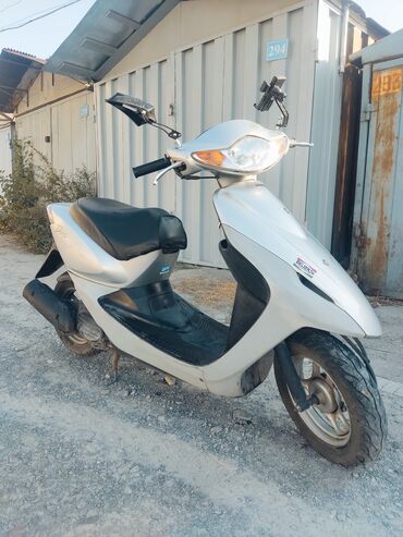 бак на мотоцикл: Скутер түрү Honda, 50 куб. см, Бензин, Колдонулган