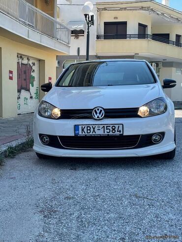 Volkswagen Golf: 1.6 l | 2011 year Coupe/Sports