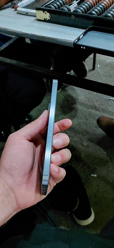 samsung s24 irşad: Samsung Galaxy S22, rəng - Boz — 3