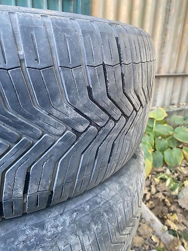 245 40 р18: Шины 235 / 45 / R 18, Всесезонная, Б/у, Комплект, Легковые, Michelin — 1