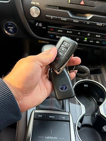 Lexus: Lexus RX: 2020 г., 3.5 л, Вариатор, Гибрид, Кроссовер — 18