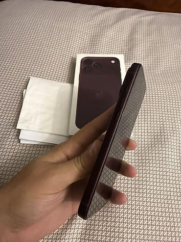 iphone 14 pro maxs: IPhone 18 Pro Max, 256 GB, Bordo, Simsiz şarj — 7