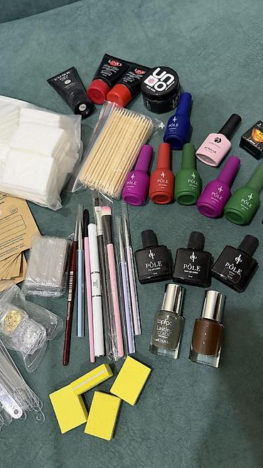 Другое оборудование для салонов красоты: Продаю Набор для маникюра!!!!
+Сумка — 7