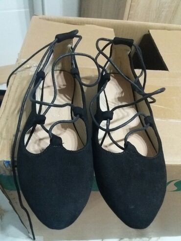 crne kožne salonke: Ballet shoes, 38