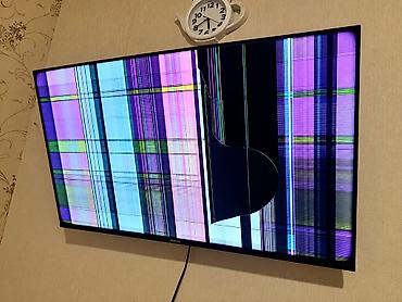 hisense l830: 109 Hisense tv 1 ilindi uşaq ekranına oyuncaq atıb ekran sınıb — 1