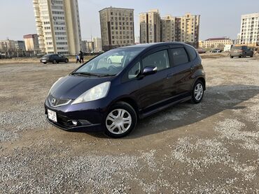 Honda: Honda Fit: 2009 г., 1.5 л, Вариатор, Бензин, Хэтчбэк