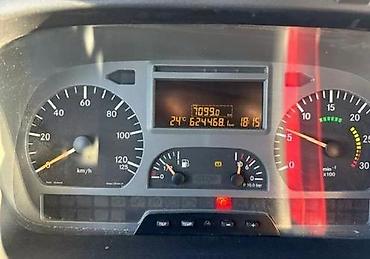 Эвакуаторы: Эвакуатор, Mercedes-Benz, 2010 г., Прямая — 14