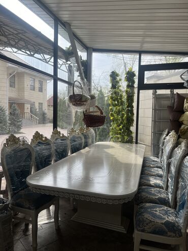 турецкие столы и стулья: Комплект стол и стулья Для зала, Новый