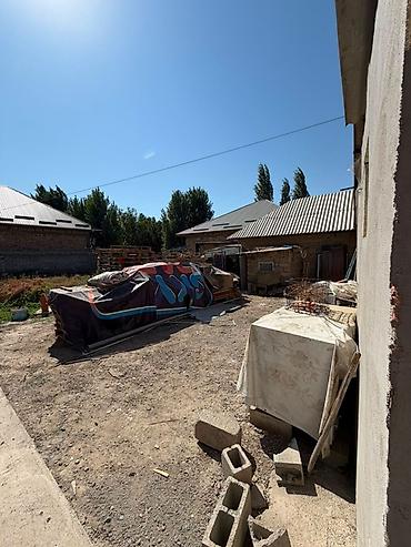 первое: 🏡 ПРОДАЁТСЯ ДОМ С УЧАСТКОМ 6 соток В АК-БАТЕ 📍 Район села Ак-Бата — 9