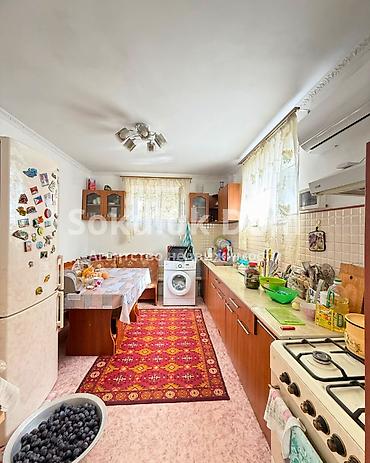 Продажа коттеджей и домов: 🏠Продается дом в с. Сокулук 🟡 Комнаты: 4 🟡 Участок: 17 соток 🟡 — 4