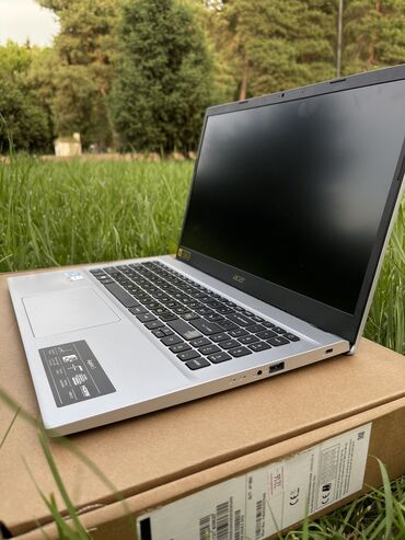 Ноутбуки: Ноутбук, Acer, 8 ГБ ОЗУ, Б/у, Для работы, учебы