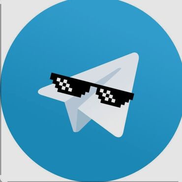 пленка для аквапринт: Изображение логотипа мессенджера Telegram на синем фоне. На наклейке