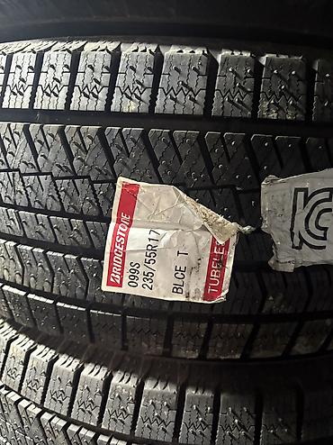12 4 28: Шины 235 / 55 / R 17, Зима, Новый, Комплект, Легковые, Япония, Bridgestone — 2