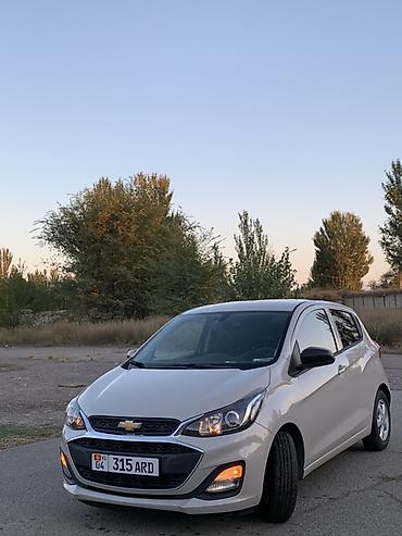 Chevrolet Spark: 2020 г., 1 л, Автомат, Бензин, Хэтчбэк