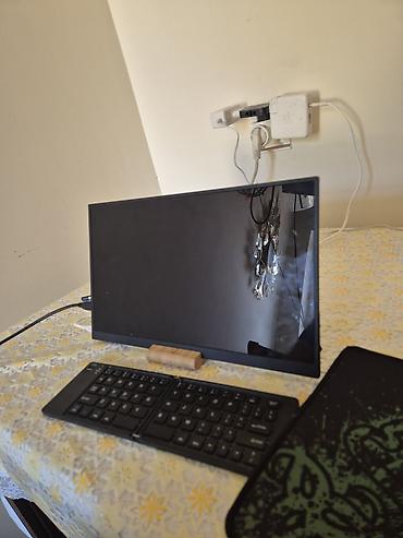 asus manitor: Portativ 15.6" monitor - 15.6 düymlük nazik çərçivəli portativ — 1