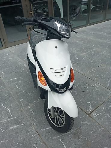 em 50: - X-Road 50, 50 sm3, 2022 il, 290 km — 6