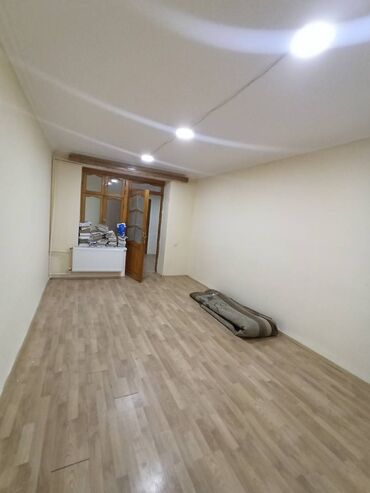 Ofislər: Nərimanov metrosuna yaxin Aga Neymetullada ümumi sahəsi 100 kv,m olan -da lalafo.az — 4 Ofislər: Nərimanov metrosuna yaxin Aga Neymetullada ümumi sahəsi 100 kv,m olan — 4