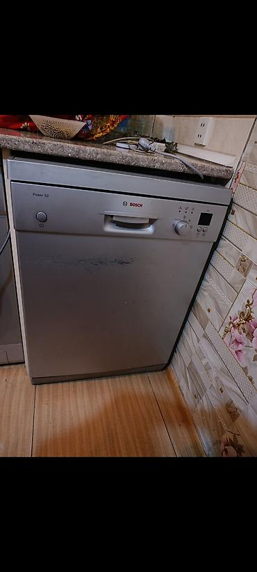 Qabyuyan maşın Bosch, Tam qabaritli (60 sm.), Ayrıca dayanan, İşlənmiş