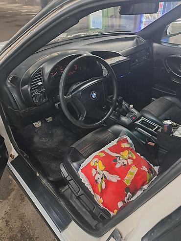 bmw z4 satilir: BMW 3 series: 1.8 l | 1992 il Sedan — 5