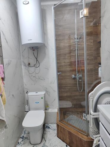 сдается 2 комнатная квартира на долгий срок: 2 комнаты, 43 м², Элитка, 2 этаж, Дизайнерский ремонт