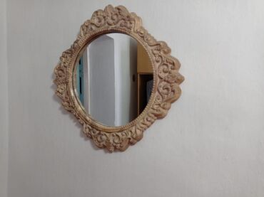 камни декор: Прекрасное винтажное зеркало, в хорошем состоянии.отлично выпишется в