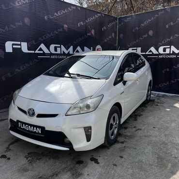 Toyota: Toyota Prius: 2013 г., 1.8 л, Автомат, Гибрид, Хэтчбэк