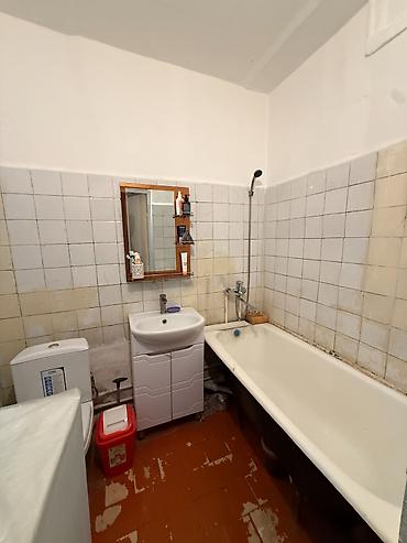 Батирлер: 1 бөлмө, 34 м², Жеке план, 3 кабат, Эски ремонт — 2
