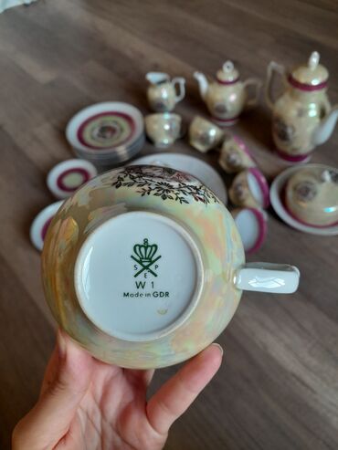 servisler: Çay dəsti, Madonna, Almaniya