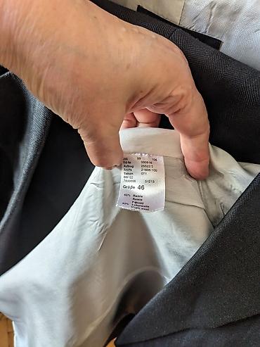 xonca desti: Delovoy jenskii kostum nemeckii cernogo cveta 46 evro razmer, dewevo — 2