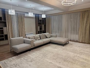 Долгосрочная аренда квартир: 3 комнаты, Риэлтор, Без подселения, С мебелью полностью — 1