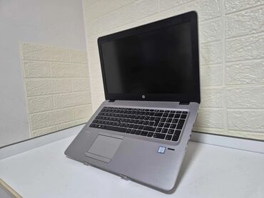 HP: Hp EliteBook 15 Ekran: 15.6" led FULL HD 1920x1080 Procesor: intel — 7