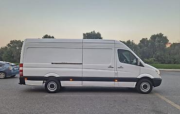 sprinter oturacaq: Mercedes-Benz Sprinter: 2.2 l | 2007 il Van body type — 4