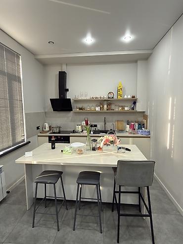 Продажа коттеджей и домов: Продаю современный дом в стиле хайтек. 3-этажа. Общая площадь 170 — 3