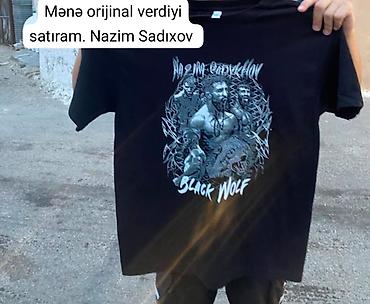 Kişi geyimləri: Məhsul: Qara rəngli qısaqoll köynək - Ön hissədə “BLACK WOLF” temalı — 1