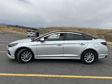 соната ош: Hyundai Sonata: 2021 г., 2 л, Автомат, Газ, Седан — 4