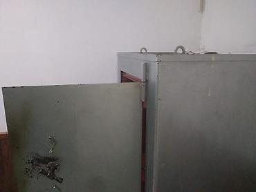 seyf silah: İki bölməli metal seyf - Material: qalın divarlı, ağır metal — 1