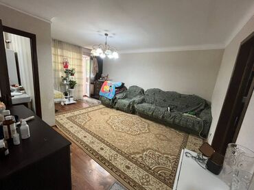 дешевые квартиры в оше: 2 комнаты, 46 м², Хрущевка, 3 этаж, Косметический ремонт