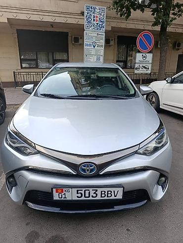 Toyota Corolla: 2020 г., 1.8 л, Робот, Гибрид, Седан at lalafo.kg Toyota Corolla: 2020 г., 1.8 л, Робот, Гибрид, Седан