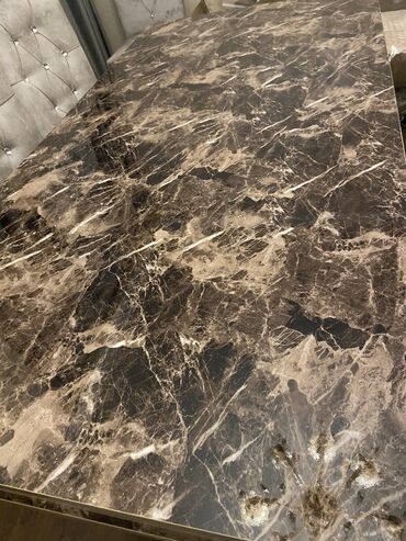 Masalar: Qonaq masası, Yeni, Açılmayan, Dördbucaq masa — 9