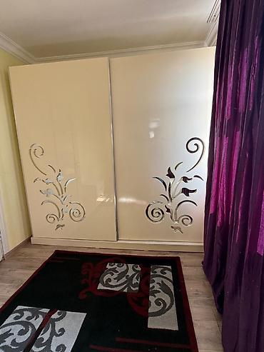 Mənzillər: Bakı, 2 otaqlı, Köhnə tikili, m. Neftçilər, 55 kv. m — 4