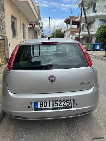 Fiat Grande Punto: 1.2 l. | 2010 έ. 265140 km. Χάτσμπακ